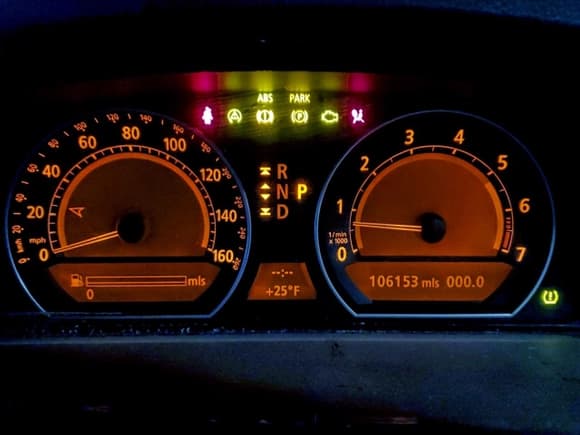 ✅ 2006 BMW 7 Series 750i • VIN: WBAHL83536DT05152 • Лот: 95474505. Опубликован ранее на Copart с пробегом 106 153 миль. Бесплатный доступ к архиву аукционных продаж из США и подробный отчёт об истории автомобиля на DreamBid. Изображение 9.