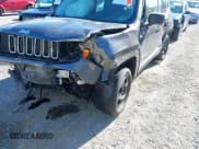 ✅ 2017 Jeep Renegade Sport • VIN: ZACCJBAB9HPF98049 • Lot: 43645437. Wystawiony na IAAI z przebiegiem 218 303 mil. Bezpłatny archiwum sprzedaży aukcyjnych z USA i szczegółowy raport historii pojazdu na DreamBid. Zdjęcie 6.