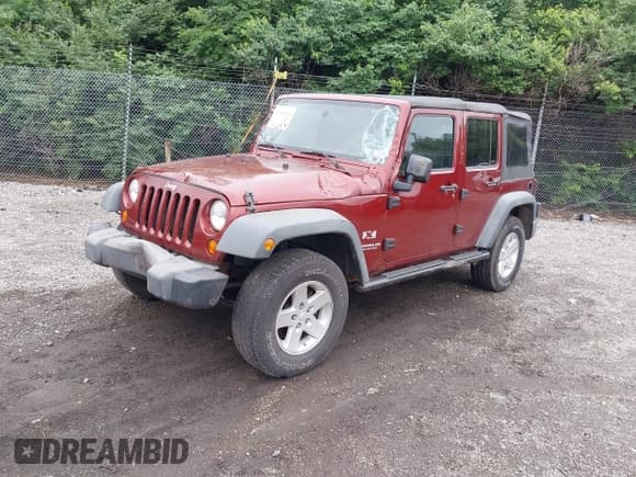 ✅ 2008 Jeep Wrangler Unlimited X • VIN: 1J4GA39138L529925 • Lot: 42359214. Listed on IAAI with 147,368 mi. Free auction sales archive from the USA and detailed vehicle history report at DreamBid. Image 2.