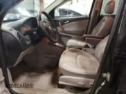 ✅ 2006 Saturn VUE • VIN: 5GZCZ63406S898129 • Lot: 88396305. Wystawiony na Copart z przebiegiem Nie podano. Bezpłatny archiwum sprzedaży aukcyjnych z USA i szczegółowy raport historii pojazdu na DreamBid. Zdjęcie 7.