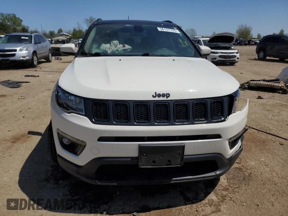 ✅ 2019 Jeep Compass Latitude • VIN: 3C4NJDBB6KT828486 • Лот: 56137755. Опубликован ранее на Copart с пробегом 47 119 миль. Бесплатный доступ к архиву аукционных продаж из США и подробный отчёт об истории автомобиля на DreamBid. Изображение 5.