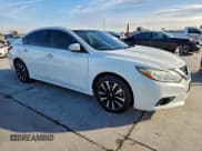 ✅ 2018 Nissan Altima S • VIN: 1N4AL3AP6JC181409 • Lot: 94826175. Wystawiony na Copart z przebiegiem 198 492 mil. Bezpłatny archiwum sprzedaży aukcyjnych z USA i szczegółowy raport historii pojazdu na DreamBid. Zdjęcie 4.