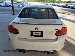 ✅ 2019 BMW M2 Competition • VIN: WBS2U7C52KVJ07725 • Lot: 91361105. Wystawiony na Copart z przebiegiem 38 024 mil. Bezpłatny archiwum sprzedaży aukcyjnych z USA i szczegółowy raport historii pojazdu na DreamBid. Zdjęcie 6.