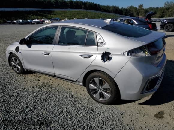 2019 Hyundai Ioniq Limited с VIN KMHC75LD8KU158730, выставлен на аукционе Copart как лот 74250434 с пробегом 40 410 миль миль и Списание • Salvage title. История ставок и продаж доступна на DreamBid. Изображение 2.