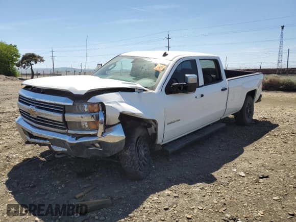 ✅ 2015 Chevrolet Silverado 2500HD LT • VIN: 1GC1KVE86FF185431 • Лот: 56038575. Опубликован ранее на Copart с пробегом Не указан. Бесплатный доступ к архиву аукционных продаж из США и подробный отчёт об истории автомобиля на DreamBid. Изображение 1.