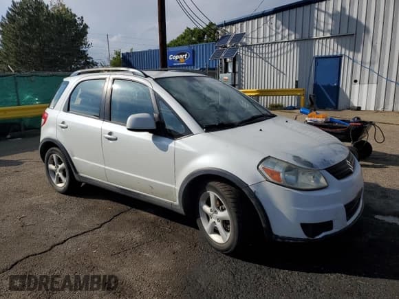 ✅ 2009 Suzuki SX4 AWD • VIN: JS2YB413395103397 • Lot: 80086035. Listed on Copart with 124,743 mi. Free auction sales archive from the USA and detailed vehicle history report at DreamBid. Image 4.