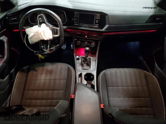 ✅ 2019 Volkswagen Jetta S • VIN: 3VW5T7BU4KM169862 • Lot: 90597885. Listed on Copart with 74,158 mi. Free auction sales archive from the USA and detailed vehicle history report at DreamBid. Image 8.