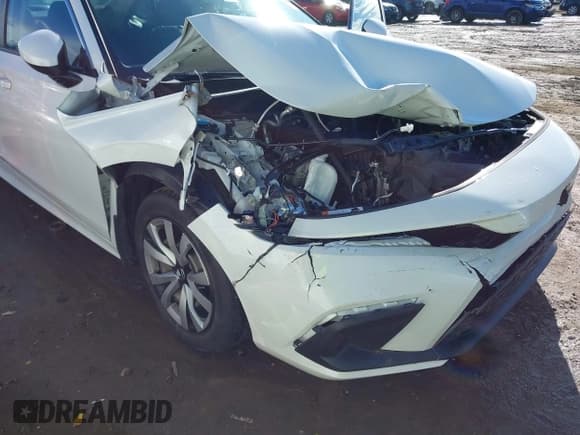 ✅ 2023 Honda Civic LX • VIN: 2HGFE2F21PH534714 • Lot: 43592422. Listed on IAAI with 29,916 mi. Free auction sales archive from the USA and detailed vehicle history report at DreamBid. Image 6.