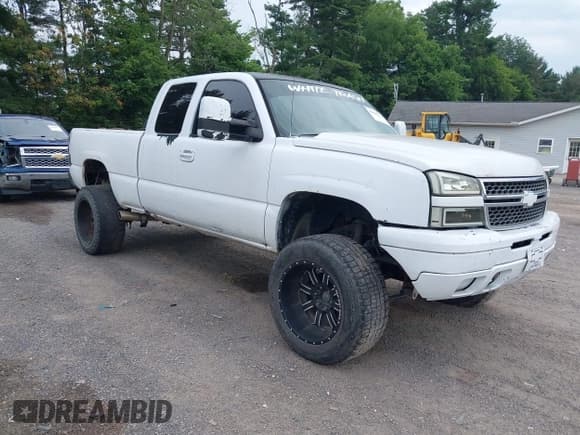 ✅ 2006 Chevrolet Silverado 1500 LT1 • VIN: 1GCEK19V56Z212935 • Лот: 42616046. Опубликован ранее на IAAI с пробегом 264 454 миль. Бесплатный доступ к архиву аукционных продаж из США и подробный отчёт об истории автомобиля на DreamBid. Изображение 1.