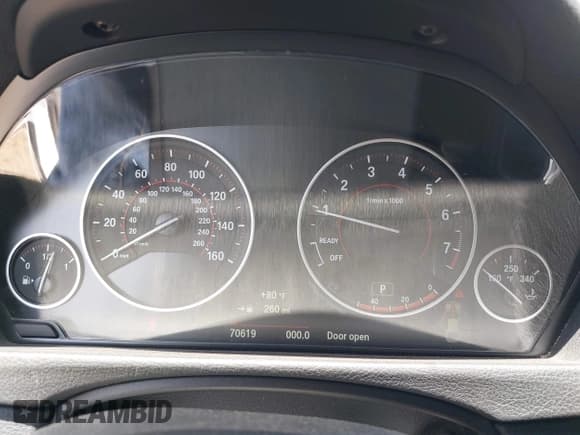 ✅ 2015 BMW 4 Series 435i • VIN: WBA3R1C58FK194626 • Lot: 42082585. Wystawiony na IAAI z przebiegiem 70 619 mil. Bezpłatny archiwum sprzedaży aukcyjnych z USA i szczegółowy raport historii pojazdu na DreamBid. Zdjęcie 7.