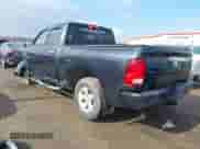 2018 Ram 1500 Tradesman z VIN 1C6RR6FG3JS325243, wystawiony jako IAAI lot #41630019 z przebiegiem 54 019 mil mil oraz . Historia ofert i sprzedaży dostępna na DreamBid. Obrazek 3.