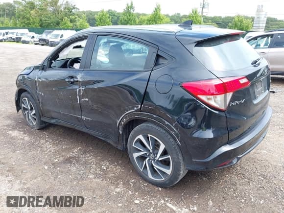 ✅ 2020 Honda HR-V Sport • VIN: 3CZRU6H19LM703541 • Lot: 42645595. Listed on IAAI with 51,329 mi. Free auction sales archive from the USA and detailed vehicle history report at DreamBid. Image 3.