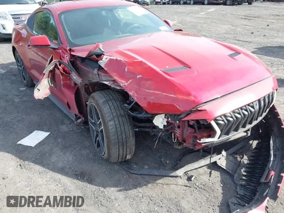✅ 2020 Ford Mustang EcoBoost Premium • VIN: 1FA6P8TH6L5190132 • Lot: 43339930. Listed on IAAI with 43,269 mi. Free auction sales archive from the USA and detailed vehicle history report at DreamBid. Image 6.