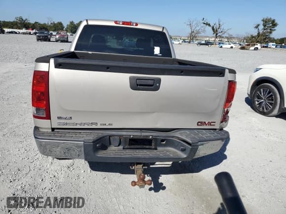 ✅ 2009 GMC Sierra 1500 SLE • VIN: 3GTEC23079G220510 • Лот: 90747625. Опубликован ранее на Copart с пробегом 228 197 миль. Бесплатный доступ к архиву аукционных продаж из США и подробный отчёт об истории автомобиля на DreamBid. Изображение 6.