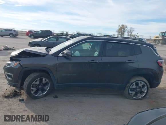 ✅ 2020 Jeep Compass Limited • VIN: 3C4NJDCB2LT146446 • Lot: 43638359. Listed on IAAI with 82,101 mi. Free auction sales archive from the USA and detailed vehicle history report at DreamBid. Image 14.