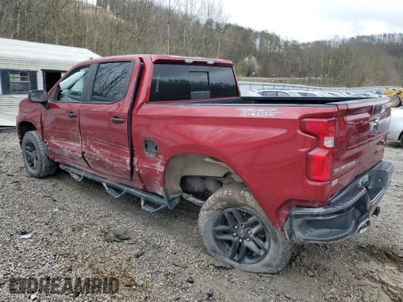 ✅ 2021 Chevrolet Silverado 1500 LT Trail Boss • VIN: 3GCPYFEL9MG328578 • Lot: 46978334. Wystawiony na Copart z przebiegiem 74 523 mil. Bezpłatny archiwum sprzedaży aukcyjnych z USA i szczegółowy raport historii pojazdu na DreamBid. Zdjęcie 2.