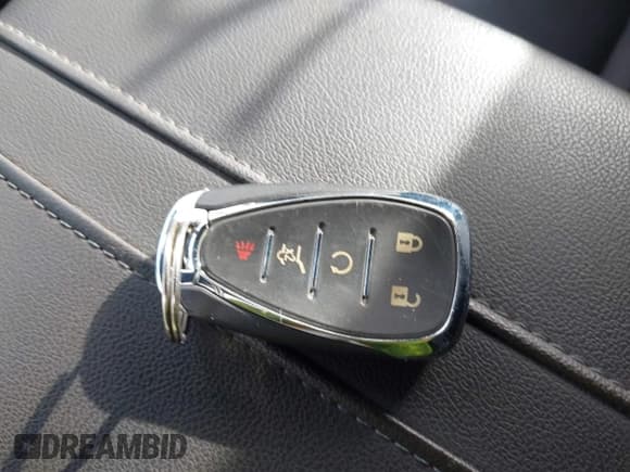 ✅ 2020 Chevrolet Blazer LT • VIN: 3GNKBJRS7LS608082 • Лот: 43563737. Опубликован ранее на IAAI с пробегом 54 084 миль. Бесплатный доступ к архиву аукционных продаж из США и подробный отчёт об истории автомобиля на DreamBid. Изображение 11.