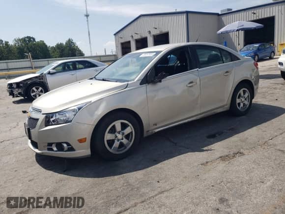 2014 Chevrolet Cruze 1LT с VIN 1G1PC5SB8E7258596, выставлен на аукционе Copart как лот 69052855 с пробегом 174 521 миль миль и Списание • Salvage title. История ставок и продаж доступна на DreamBid. Изображение 1.