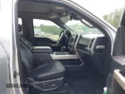 ✅ 2015 Ford F-150 XLT • VIN: 1FTEW1EG6FKE01100 • Lot: 42881321. Wystawiony na IAAI z przebiegiem 176 520 mil. Bezpłatny archiwum sprzedaży aukcyjnych z USA i szczegółowy raport historii pojazdu na DreamBid. Zdjęcie 5.