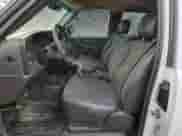 2004 Chevrolet Silverado 2500HD LS с VIN 1GCHK29U24E395189, выставлен на аукционе Copart как лот 85279365 с пробегом 220 485 миль миль и Списание • Salvage title. История ставок и продаж доступна на DreamBid. Изображение 7.