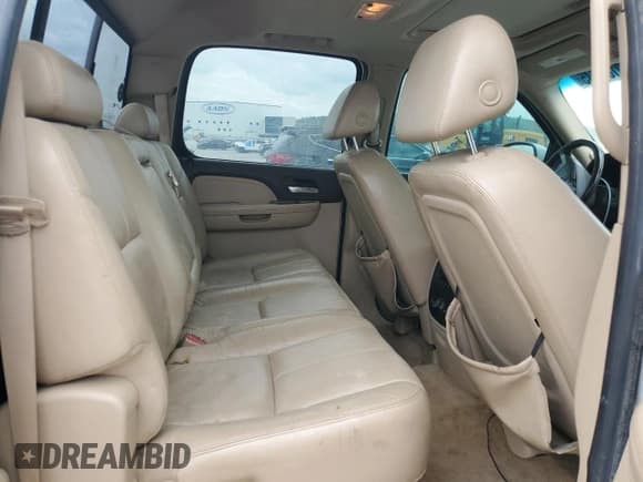 ✅ 2008 GMC Sierra Denali • VIN: 2GTEK638181172817 • Лот: 59187745. Опубликован ранее на Copart с пробегом 175 348 миль. Бесплатный доступ к архиву аукционных продаж из США и подробный отчёт об истории автомобиля на DreamBid. Изображение 10.