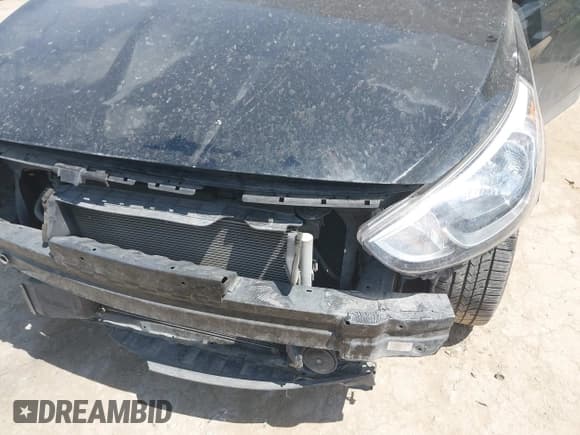 ✅ 2017 Hyundai Accent SE • VIN: KMHCT4AE8HU353902 • Lot: 42913752. Wystawiony na IAAI z przebiegiem 60 941 mil. Bezpłatny archiwum sprzedaży aukcyjnych z USA i szczegółowy raport historii pojazdu na DreamBid. Zdjęcie 15.