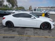 ✅ 2014 Hyundai Genesis Coupe R-Spec • VIN: KMHHT6KD3EU118357 • Lot: 40970527. Wystawiony na IAAI z przebiegiem 94 174 mil. Bezpłatny archiwum sprzedaży aukcyjnych z USA i szczegółowy raport historii pojazdu na DreamBid. Zdjęcie 14.