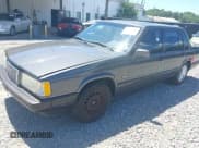 ✅ 1991 Volvo 740 • VIN: YV1FA8846M2528952 • Lot: 42826213. Wystawiony na IAAI z przebiegiem 217 550 mil. Bezpłatny archiwum sprzedaży aukcyjnych z USA i szczegółowy raport historii pojazdu na DreamBid. Zdjęcie 2.