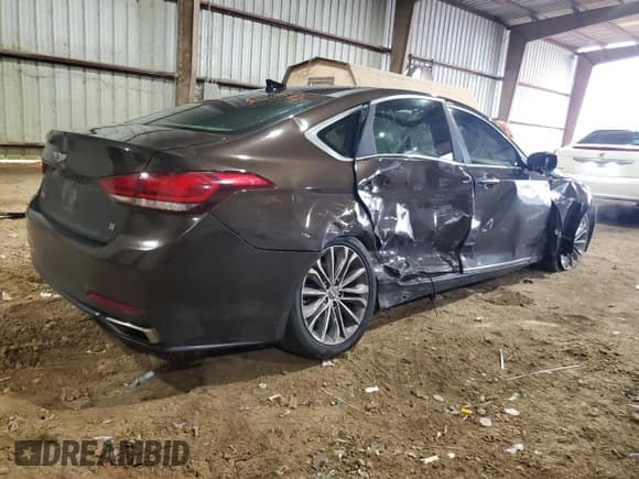 ✅ 2015 Hyundai Genesis 3.8L • VIN: KMHGN4JE8FU034072 • Lot: 86449194. Wystawiony na Copart z przebiegiem 120 672 mil. Bezpłatny archiwum sprzedaży aukcyjnych z USA i szczegółowy raport historii pojazdu na DreamBid. Zdjęcie 3.