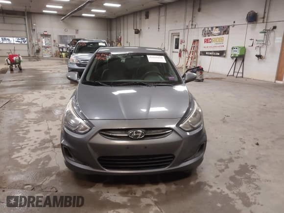 ✅ 2017 Hyundai Accent SE • VIN: KMHCT4AEXHU222616 • Lot: 43629410. Wystawiony na IAAI z przebiegiem 250 565 mil. Bezpłatny archiwum sprzedaży aukcyjnych z USA i szczegółowy raport historii pojazdu na DreamBid. Zdjęcie 6.