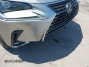 ✅ 2020 Lexus NX 300 • VIN: JTJGARBZ5L2158674 • Лот: 42485669. Опубликован ранее на IAAI с пробегом 57 772 миль. Бесплатный доступ к архиву аукционных продаж из США и подробный отчёт об истории автомобиля на DreamBid. Изображение 18.