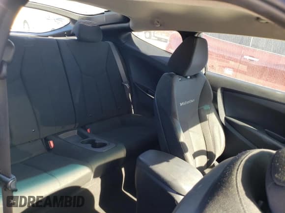 ✅ 2017 Hyundai Veloster • VIN: KMHTC6AD4HU318275 • Lot: 74269584. Wystawiony na Copart z przebiegiem 102 356 mil. Bezpłatny archiwum sprzedaży aukcyjnych z USA i szczegółowy raport historii pojazdu na DreamBid. Zdjęcie 10.