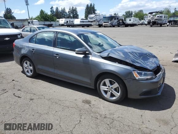 ✅ 2013 Volkswagen Jetta TDI w/Premium • VIN: 3VWLL7AJ3DM205297 • Лот: 56916045. Опубликован ранее на Copart с пробегом 157 049 миль. Бесплатный доступ к архиву аукционных продаж из США и подробный отчёт об истории автомобиля на DreamBid. Изображение 4.