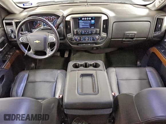 ✅ 2018 Chevrolet Silverado 1500 LTZ • VIN: 1GCVKSEC4JZ317386 • Lot: 93752595. Wystawiony na Copart z przebiegiem 58 004 mil. Bezpłatny archiwum sprzedaży aukcyjnych z USA i szczegółowy raport historii pojazdu na DreamBid. Zdjęcie 8.