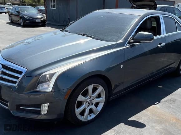 ✅ 2013 Cadillac ATS Performance • VIN: 1G6AJ5SX3D0129738 • Lot: 87767585. Wystawiony na Copart z przebiegiem 110 289 mil. Bezpłatny archiwum sprzedaży aukcyjnych z USA i szczegółowy raport historii pojazdu na DreamBid. Zdjęcie 2.
