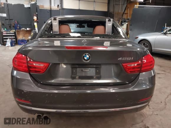 ✅ 2014 BMW 4 Series 428i xDrive • VIN: WBA3T1C59EPS98299 • Lot: 41741235. Wystawiony na IAAI z przebiegiem 93 000 mil. Bezpłatny archiwum sprzedaży aukcyjnych z USA i szczegółowy raport historii pojazdu na DreamBid. Zdjęcie 16.