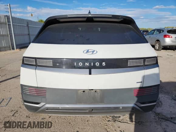 ✅ 2022 Hyundai Ioniq 5 SE • VIN: KM8KMDAF2NU051714 • Lot: 82382415. Wystawiony na Copart z przebiegiem 91 336 mil. Bezpłatny archiwum sprzedaży aukcyjnych z USA i szczegółowy raport historii pojazdu na DreamBid. Zdjęcie 6.