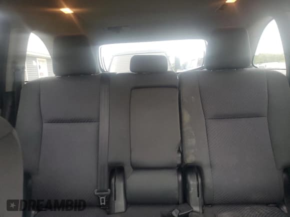 ✅ 2019 Toyota Highlander Hybrid LE • VIN: 5TDBGRFH4KS065908 • Lot: 57471005. Listed on Copart with 179,473 mi. Free auction sales archive from the USA and detailed vehicle history report at DreamBid. Image 10.