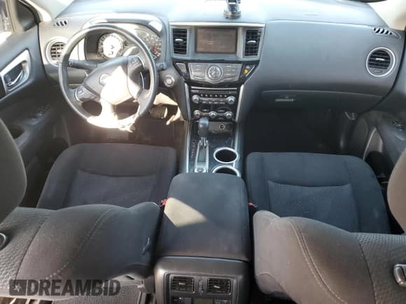 ✅ 2016 Nissan Pathfinder SV • VIN: 5N1AR2MMXGC615520 • Lot: 84034195. Listed on Copart with 122,844 mi. Free auction sales archive from the USA and detailed vehicle history report at DreamBid. Image 8.