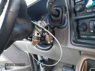 ✅ 2003 Chevrolet Suburban LS • VIN: 1GNEC16T43J269726 • Лот: 41109855. Опубликован ранее на IAAI с пробегом 122 820 миль. Бесплатный доступ к архиву аукционных продаж из США и подробный отчёт об истории автомобиля на DreamBid. Изображение 6.