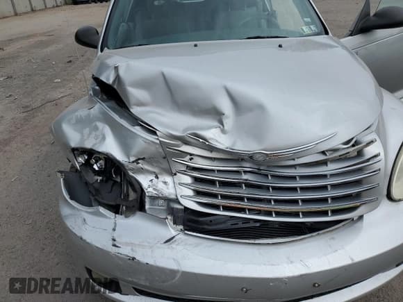 ✅ 2006 Chrysler PT Cruiser Touring • VIN: 3C3JY55X76T241831 • Lot: 81490115. Wystawiony na Copart z przebiegiem 121 868 mil. Bezpłatny archiwum sprzedaży aukcyjnych z USA i szczegółowy raport historii pojazdu na DreamBid. Zdjęcie 11.