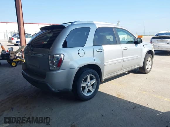 ✅ 2005 Chevrolet Equinox LT • VIN: 2CNDL73F856192375 • Лот: 42408534. Опубликован ранее на IAAI с пробегом 209 199 миль. Бесплатный доступ к архиву аукционных продаж из США и подробный отчёт об истории автомобиля на DreamBid. Изображение 4.