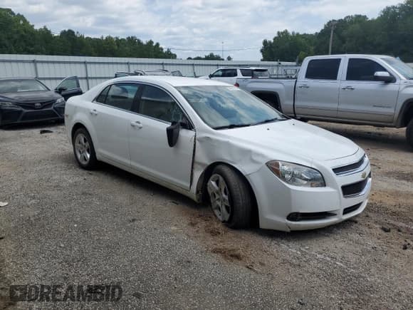 ✅ 2012 Chevrolet Malibu 1LS • VIN: 1G1ZB5E00CF239274 • Lot: 66910714. Listed on Copart with 167,548 mi. Free auction sales archive from the USA and detailed vehicle history report at DreamBid. Image 4.