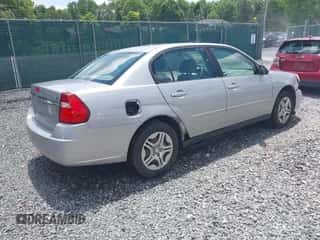 2008 Chevrolet Malibu Classic LS 2FL z VIN 1G1ZS58N38F100125, wystawiony jako IAAI lot #42641184 z przebiegiem 224 725 mil mil oraz . Historia ofert i sprzedaży dostępna na DreamBid. Obrazek 4.