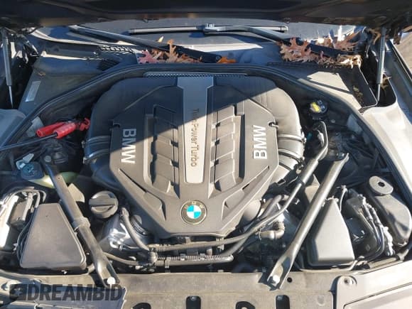 ✅ 2016 BMW 5 Series 550i xDrive • VIN: WBAKP9C53GD980744 • Лот: 43694564. Опубликован ранее на IAAI с пробегом 68 968 миль. Бесплатный доступ к архиву аукционных продаж из США и подробный отчёт об истории автомобиля на DreamBid. Изображение 10.