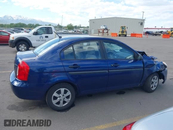 ✅ 2009 Hyundai Accent Auto GLS • VIN: KMHCM46C89U313907 • Лот: 39442355. Опубликован ранее на IAAI с пробегом 153 907 миль. Бесплатный доступ к архиву аукционных продаж из США и подробный отчёт об истории автомобиля на DreamBid. Изображение 13.