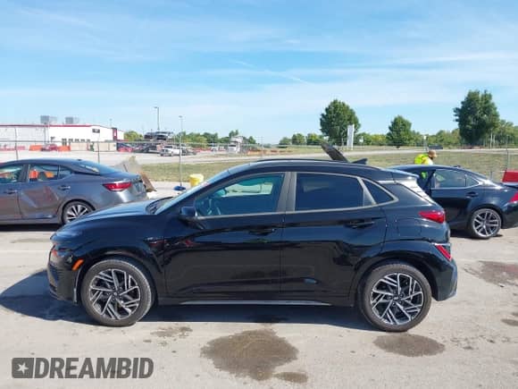 2023 Hyundai Kona N Line с VIN KM8K3CA35PU932588, выставлен на аукционе IAAI как лот 43079770 с пробегом 43 917 миль миль и . История ставок и продаж доступна на DreamBid. Изображение 14.