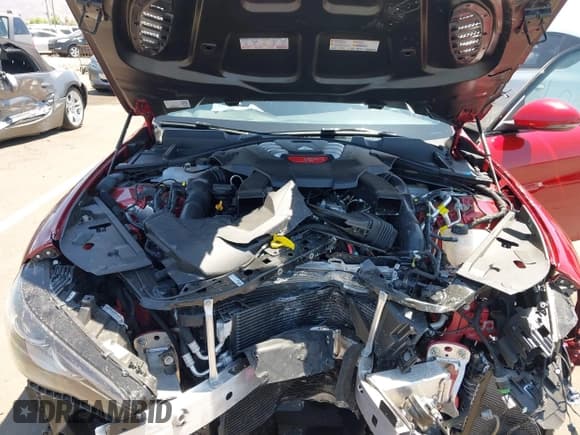 ✅ 2021 Alfa Romeo Giulia Quadrifoglio • VIN: ZARFAMEV2M7644718 • Lot: 42528664. Wystawiony na IAAI z przebiegiem 14 608 mil. Bezpłatny archiwum sprzedaży aukcyjnych z USA i szczegółowy raport historii pojazdu na DreamBid. Zdjęcie 10.