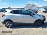 ✅ 2022 Buick Encore Preferred • VIN: KL4CJESM7NB560773 • Лот: 42202083. Опубликован ранее на IAAI с пробегом 57 430 миль. Бесплатный доступ к архиву аукционных продаж из США и подробный отчёт об истории автомобиля на DreamBid. Изображение 13.