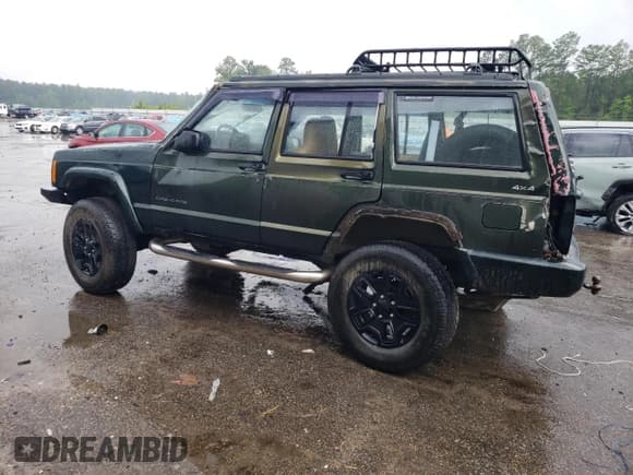 ✅ 1997 Jeep Cherokee SE • VIN: 1J4FJ28S5VL509588 • Lot: 56181695. Wystawiony na Copart z przebiegiem 313 430 mil. Bezpłatny archiwum sprzedaży aukcyjnych z USA i szczegółowy raport historii pojazdu na DreamBid. Zdjęcie 2.